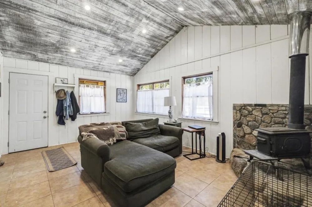 37140 Nason Road Carmel Valley, CA 93924