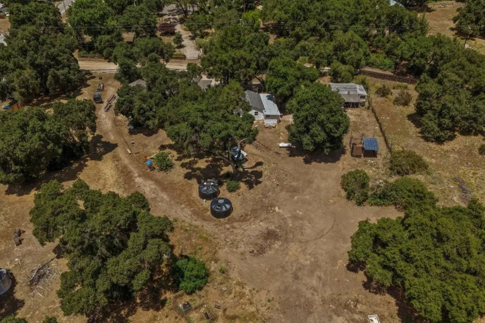 37140 Nason Road Carmel Valley, CA 93924