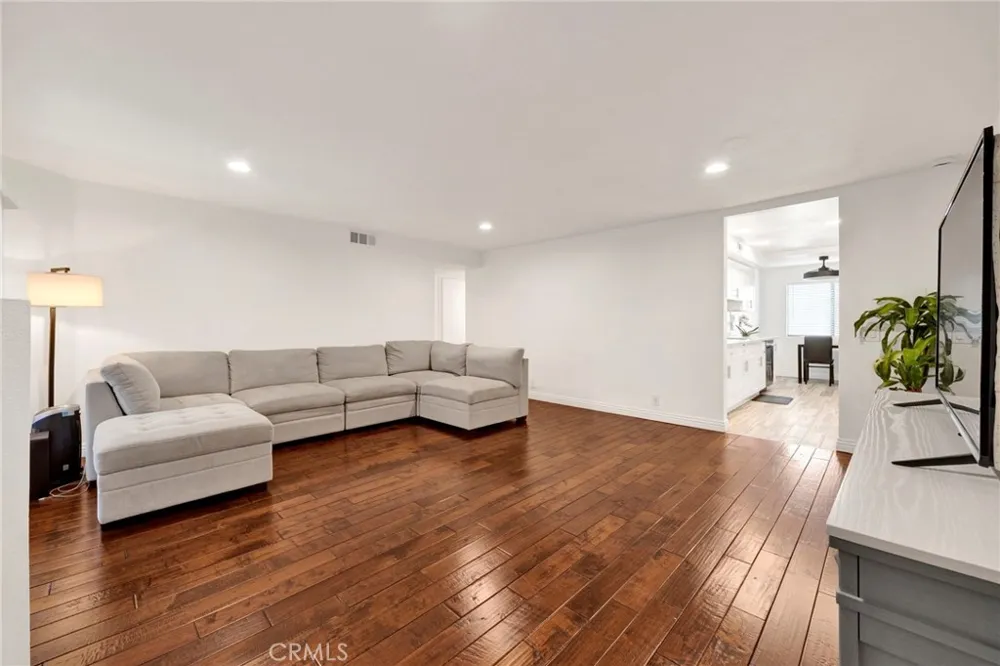 13825 Beaver Street #62 Sylmar, CA 91342