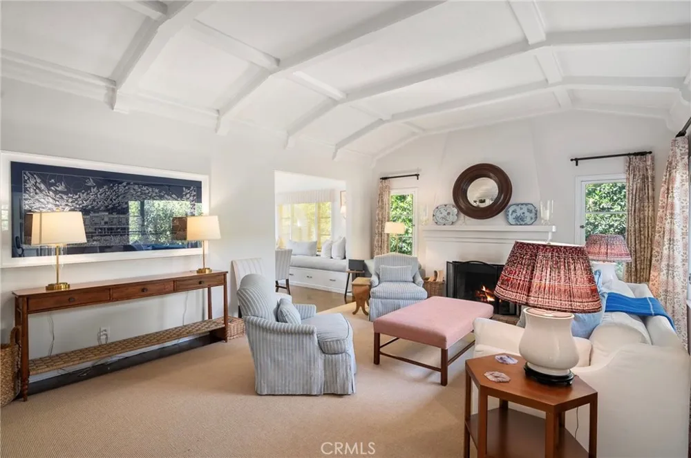2520 Alta Avenue Santa Monica, CA 90402