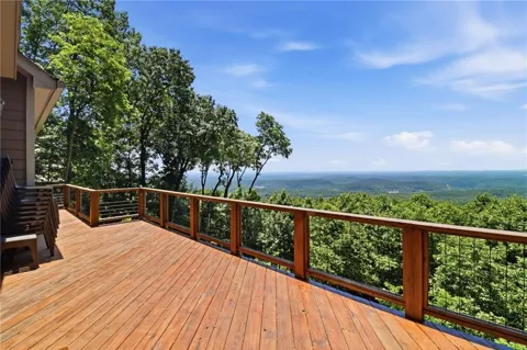 1837 Ridgeview Drive