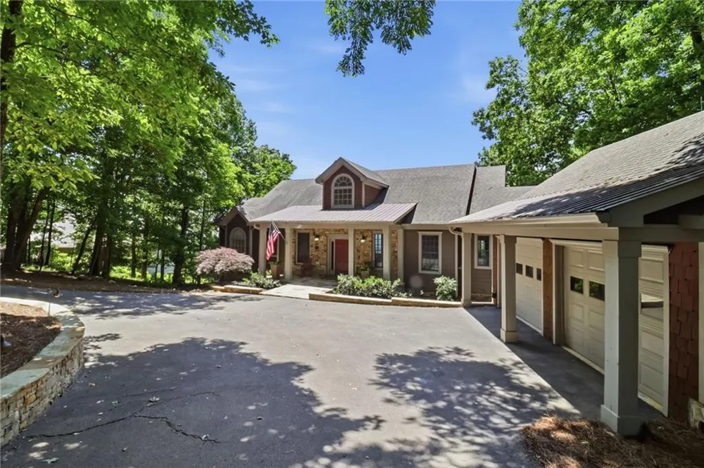 1837 Ridgeview Drive Big Canoe, GA 30143