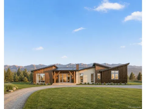 9102 Sheridan Loop