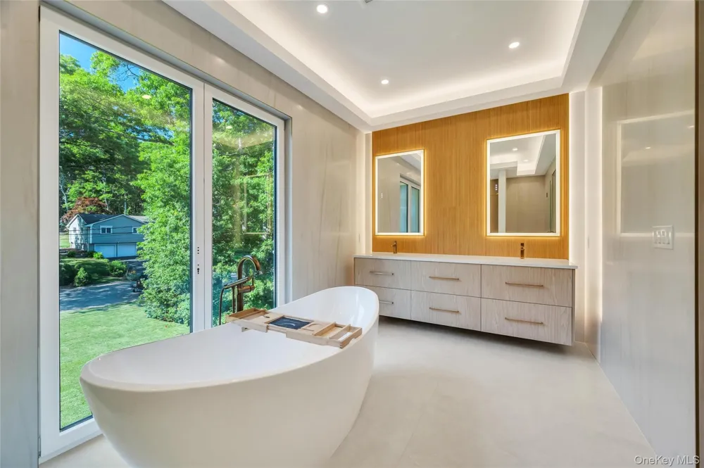 15 Folger Lane Dix Hills, NY 11746