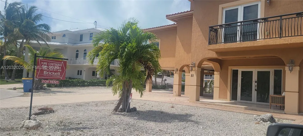 51 W Plaza Del Lago #. Islamorada, FL 33036