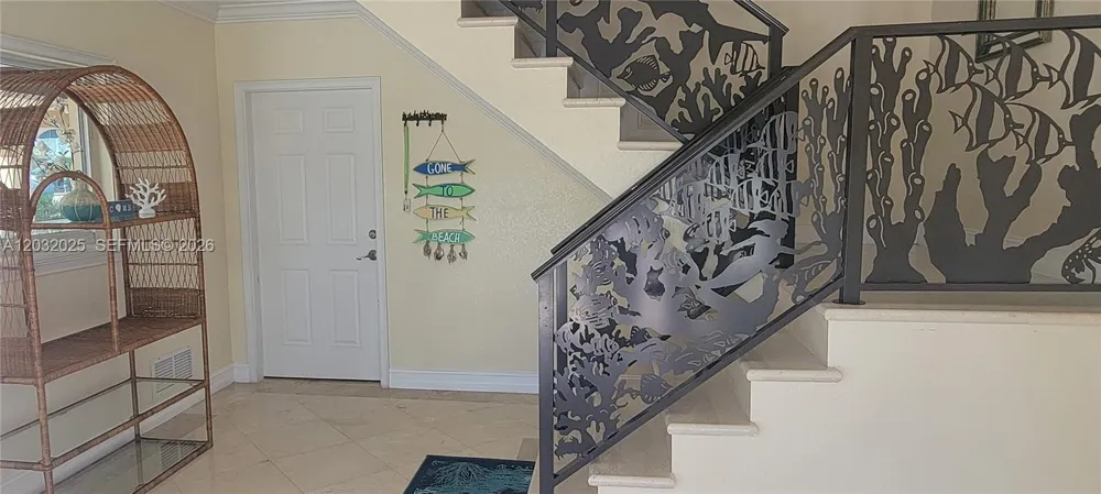 51 W Plaza Del Lago #. Islamorada, FL 33036