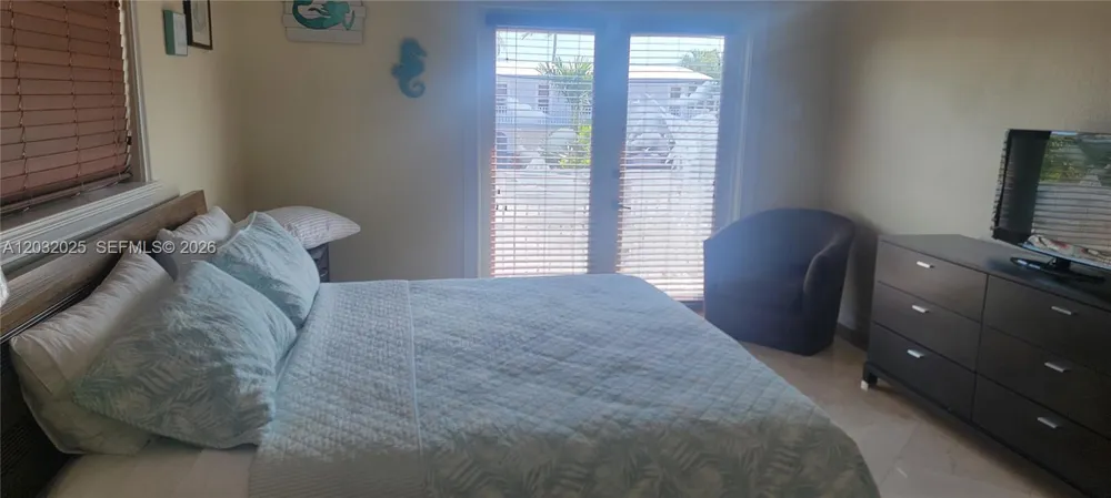 51 W Plaza Del Lago #. Islamorada, FL 33036