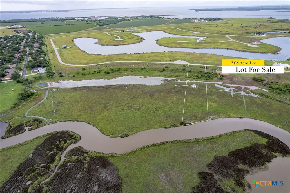 6 Redfish Retreat Drive Port Lavaca, TX 77979