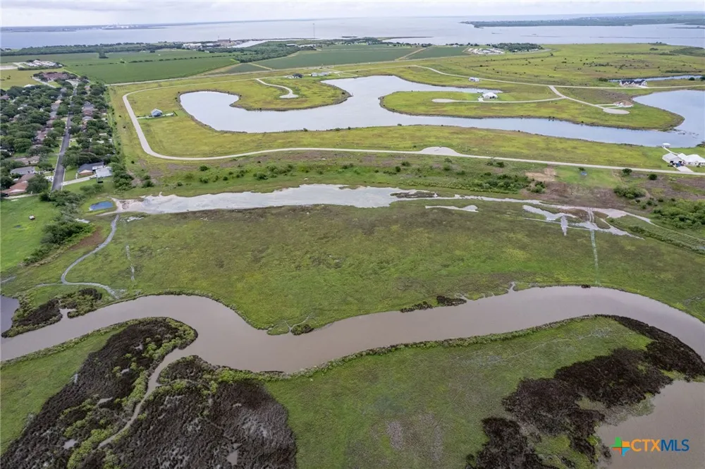 6 Redfish Retreat Drive Port Lavaca, TX 77979