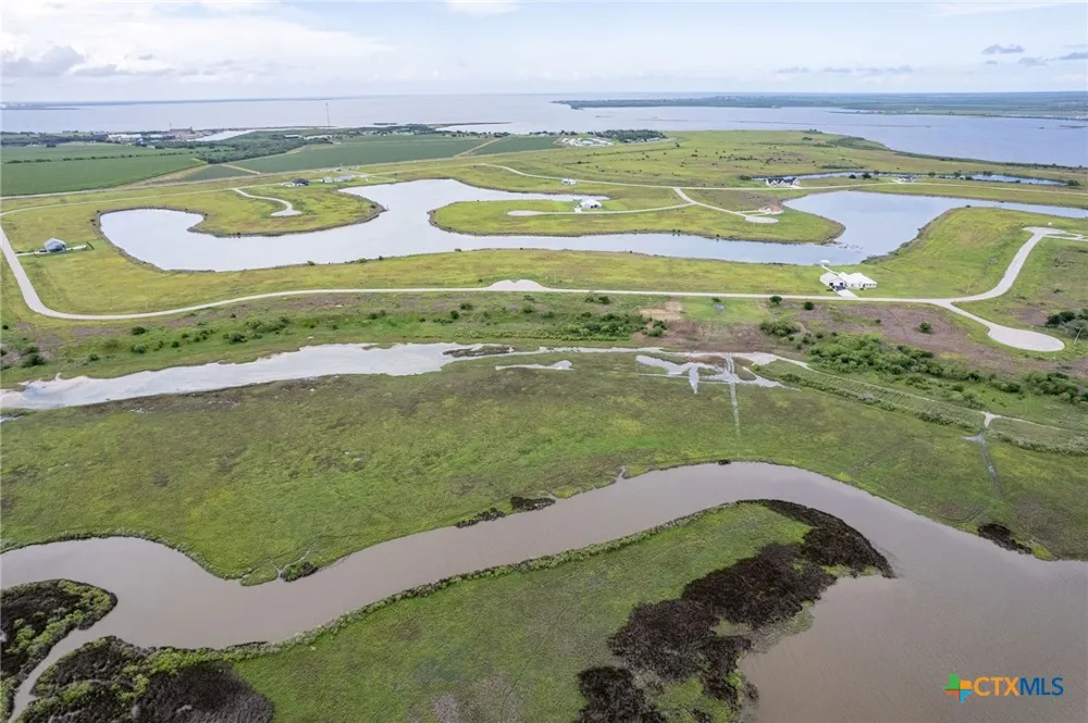 6 Redfish Retreat Drive Port Lavaca, TX 77979