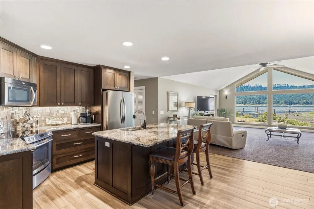 268 S Welcome Slough Road Cathlamet, WA 98612