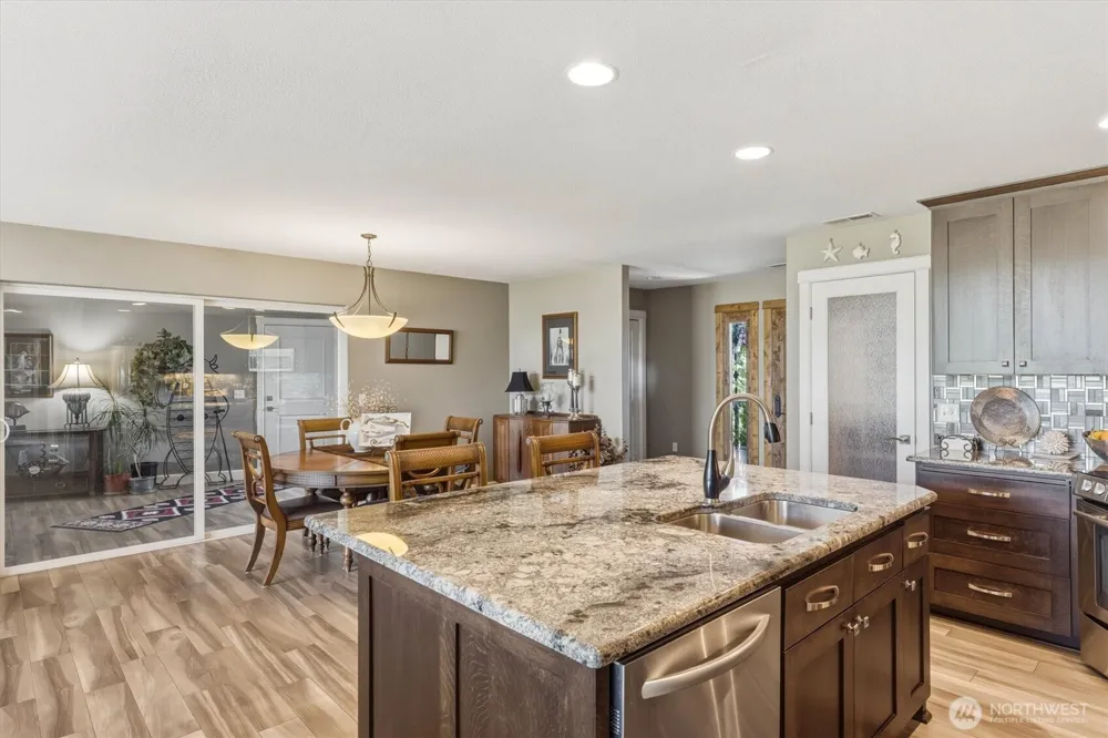 268 S Welcome Slough Road Cathlamet, WA 98612