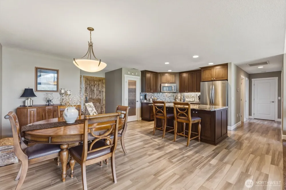 268 S Welcome Slough Road Cathlamet, WA 98612