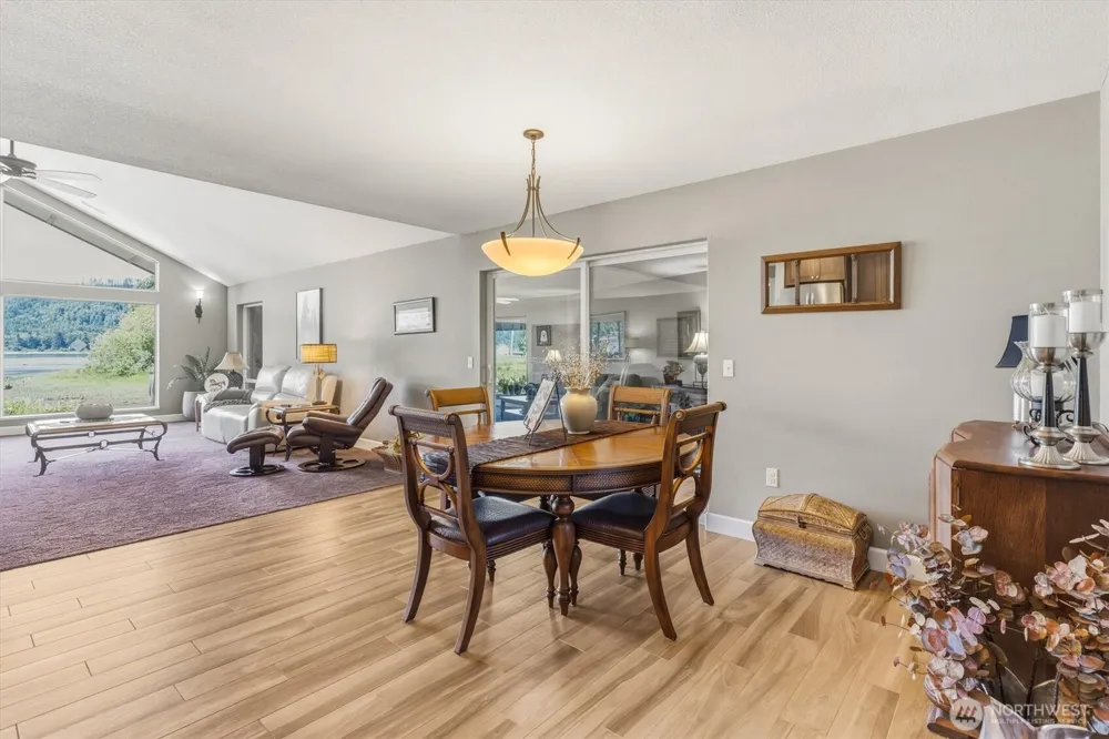 268 S Welcome Slough Road Cathlamet, WA 98612