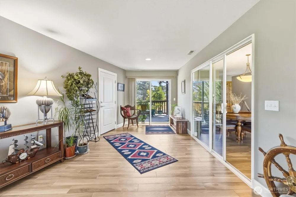 268 S Welcome Slough Road Cathlamet, WA 98612