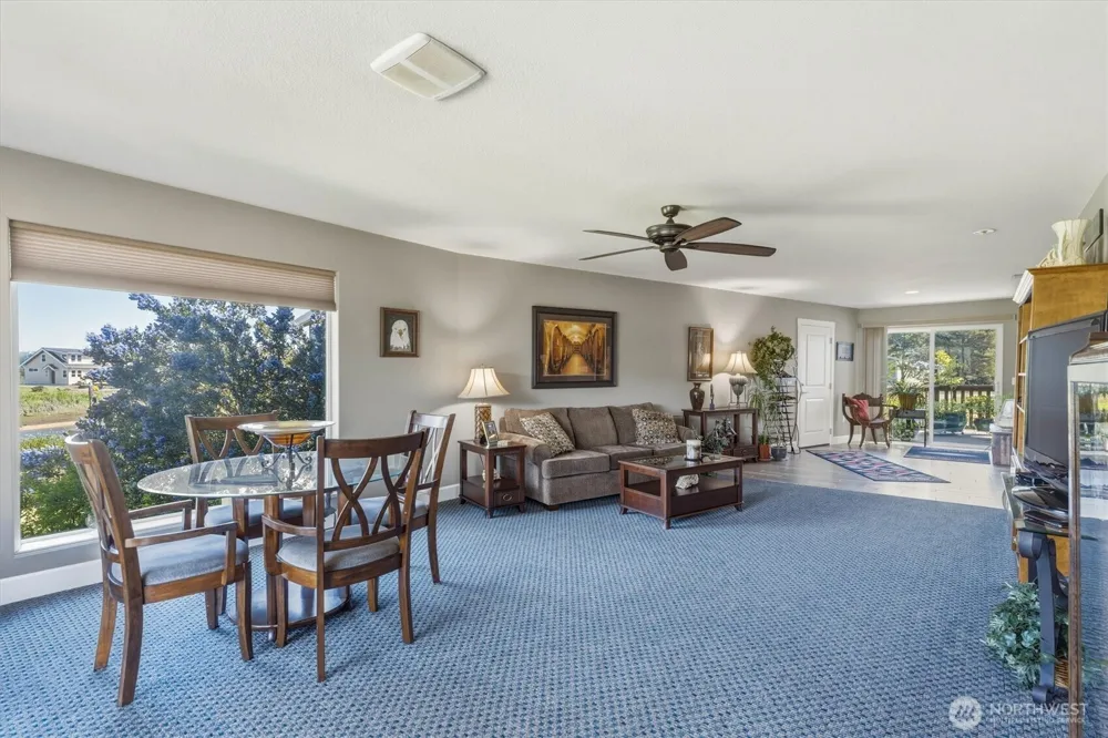268 S Welcome Slough Road Cathlamet, WA 98612