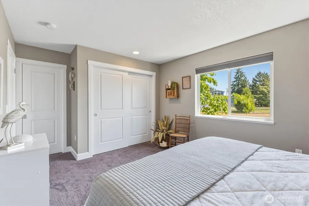 268 S Welcome Slough Road Cathlamet, WA 98612