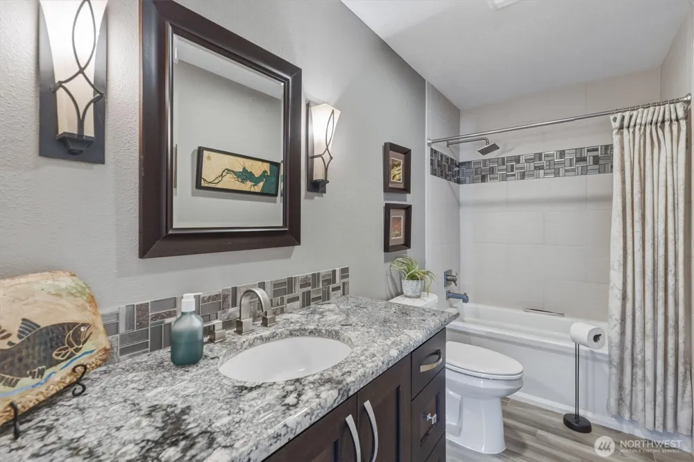 268 S Welcome Slough Road Cathlamet, WA 98612