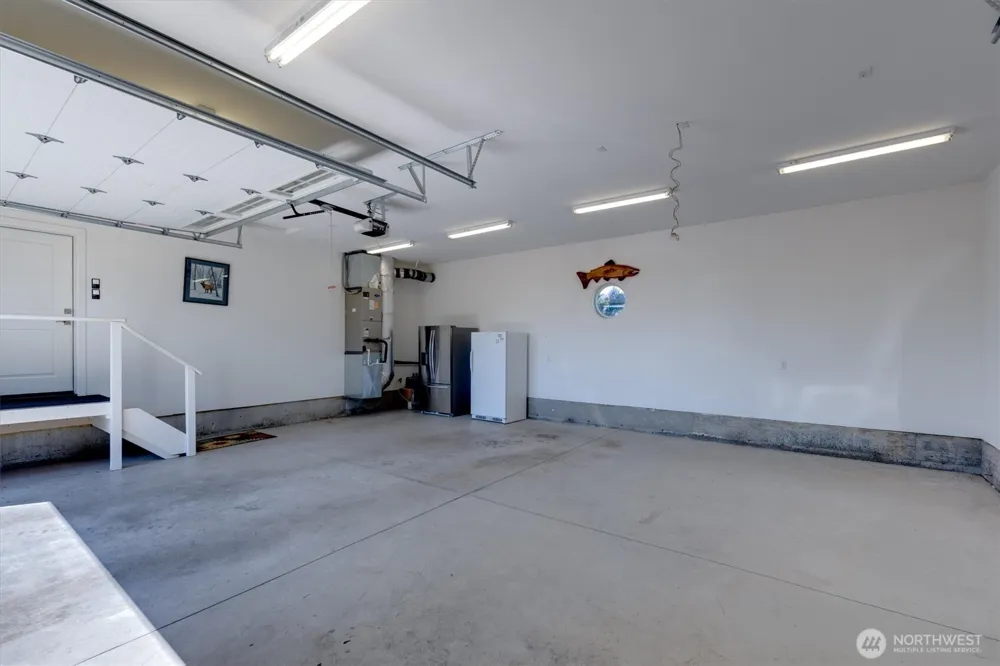 268 S Welcome Slough Road Cathlamet, WA 98612