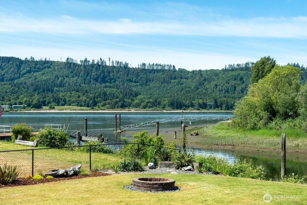 268 S Welcome Slough Road Cathlamet, WA 98612
