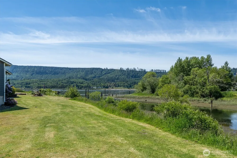 268 S Welcome Slough Road Cathlamet, WA 98612