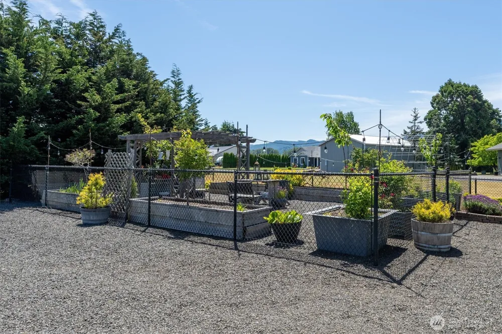 268 S Welcome Slough Road Cathlamet, WA 98612