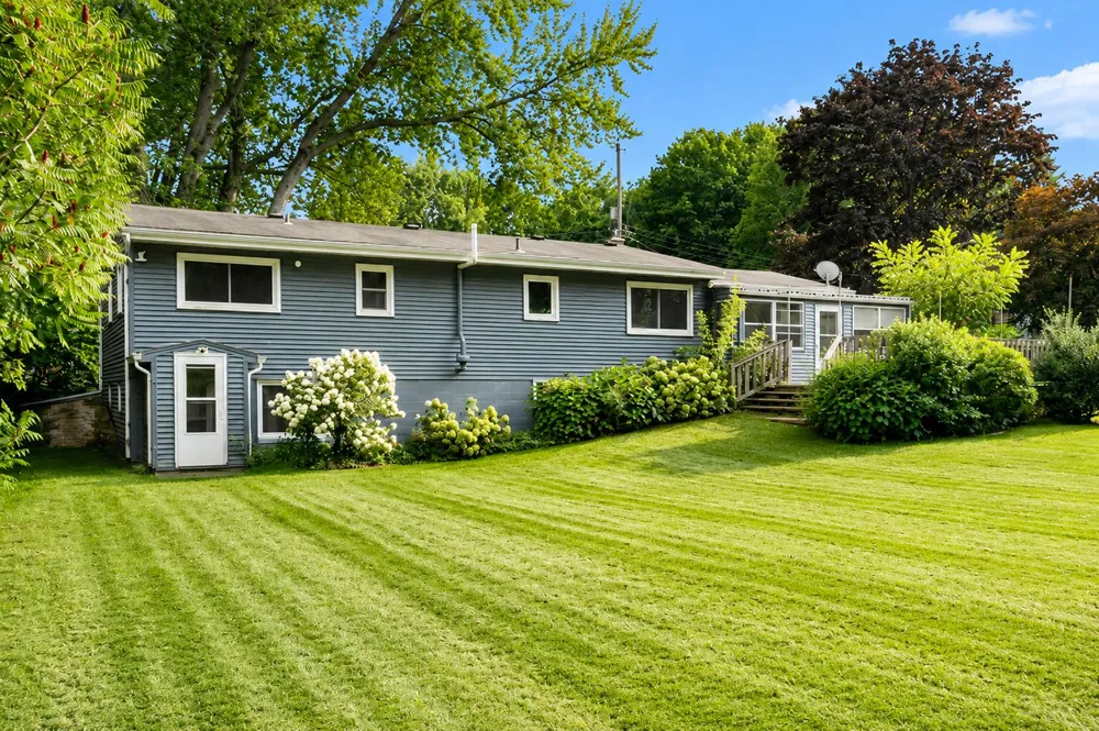 3302 Northview Drive Kalamazoo Charter Township, MI 49004