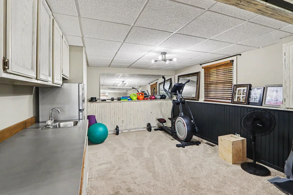 8275 Valleywood Lane Portage City, MI 49024
