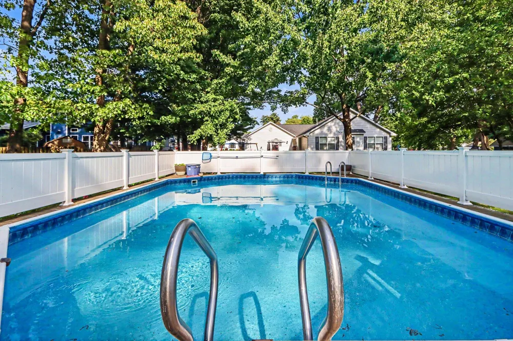 8275 Valleywood Lane Portage City, MI 49024