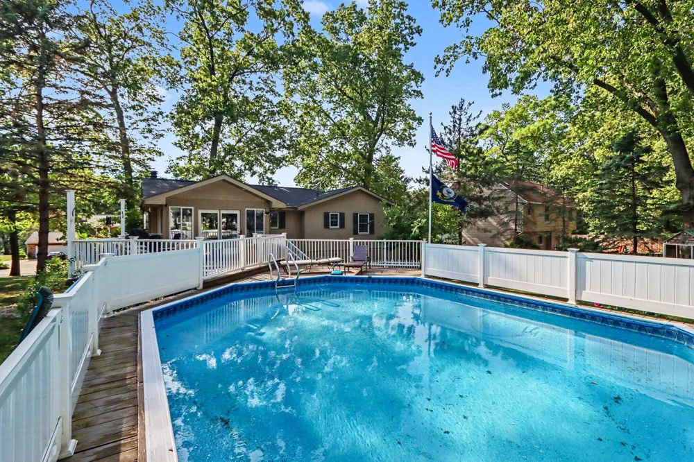8275 Valleywood Lane Portage City, MI 49024