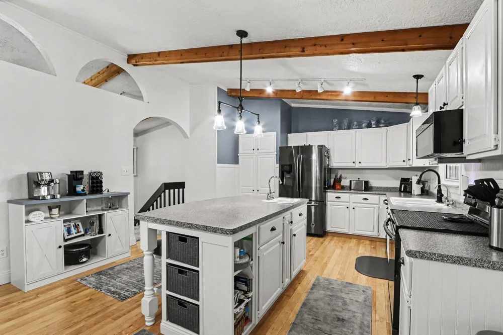 8275 Valleywood Lane Portage City, MI 49024