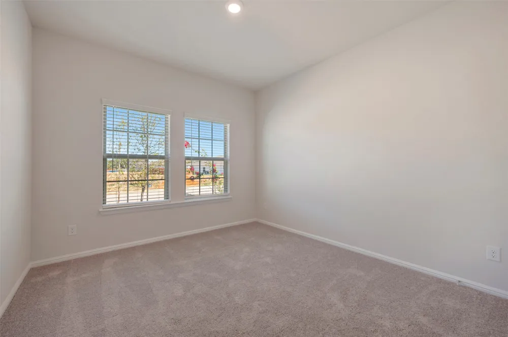 3308 Kingdom Drive Denton, TX 76208