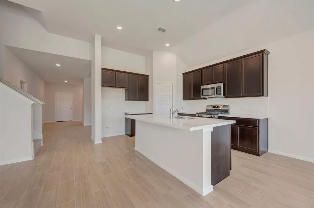 3308 Kingdom Drive Denton, TX 76208