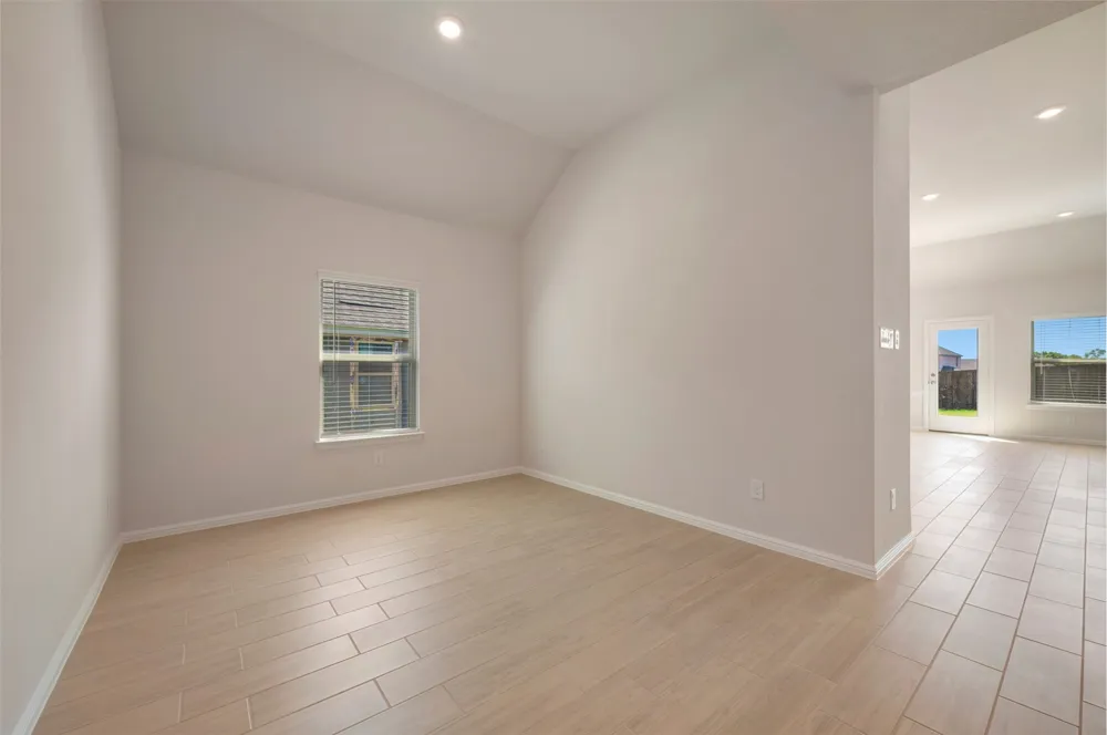 3308 Kingdom Drive Denton, TX 76208