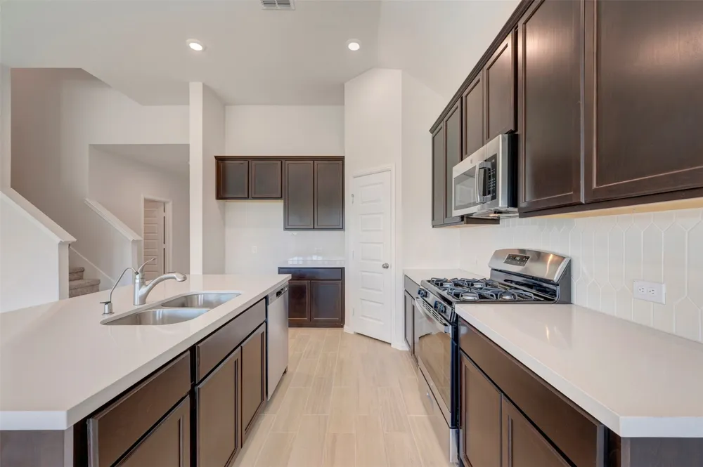 3308 Kingdom Drive Denton, TX 76208