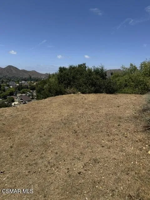 220 Silas Lane Newbury Park, CA 91320
