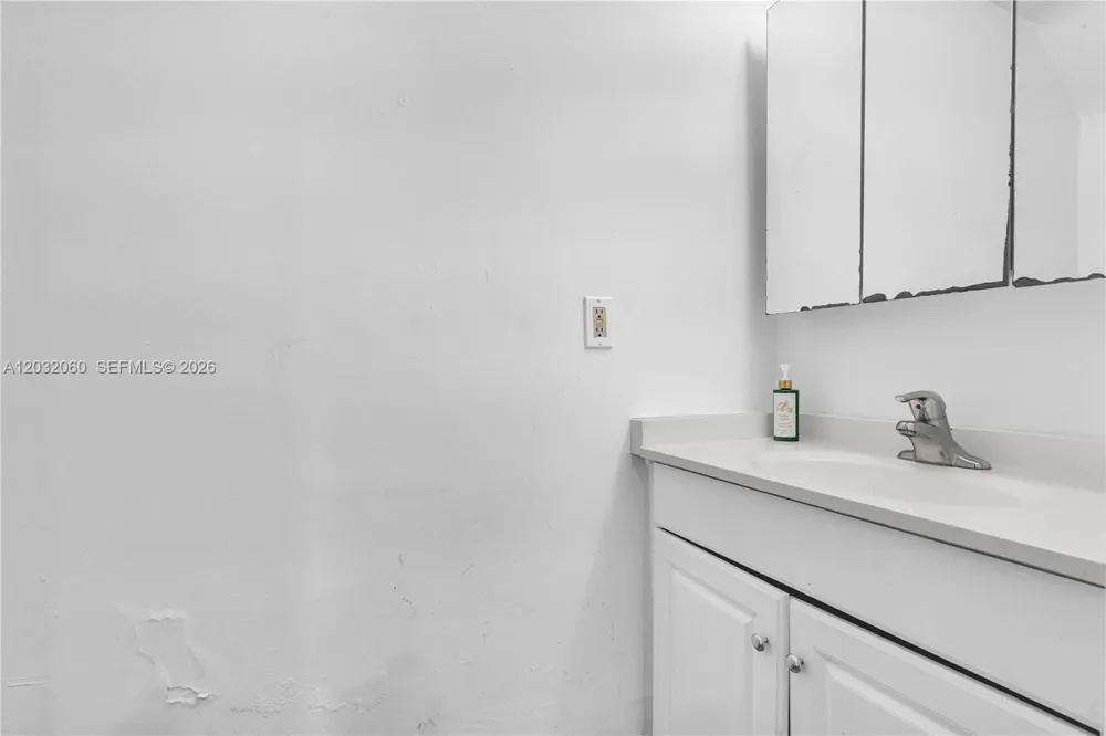 2790 NW 196th St #2790 Miami Gardens, FL 33056