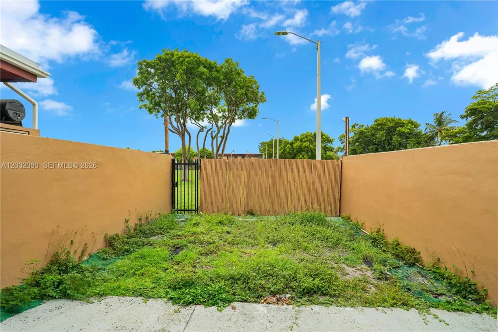 2790 NW 196th St #2790 Miami Gardens, FL 33056