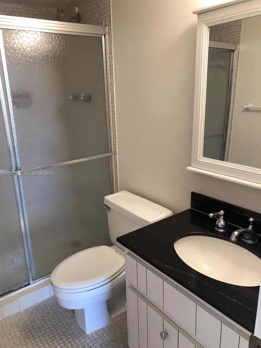 150 Ocean Lane Dr #4B Key Biscayne, FL 33149