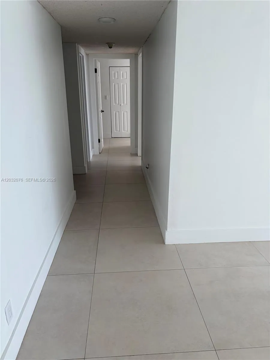 150 Ocean Lane Dr #4B Key Biscayne, FL 33149