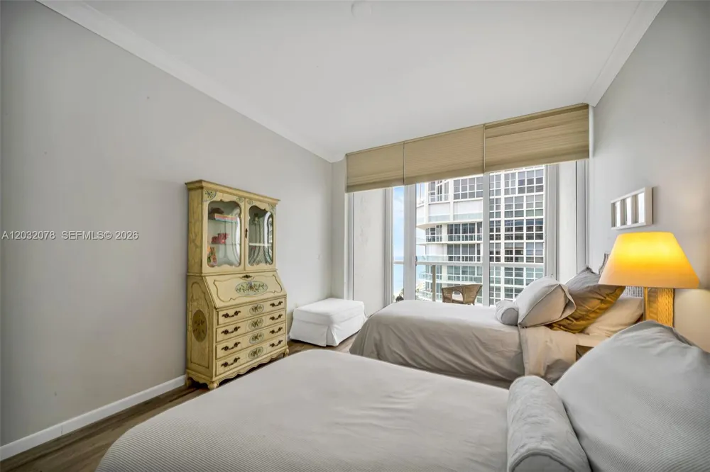6051 Ocean Dr #1501 Hollywood, FL 33019