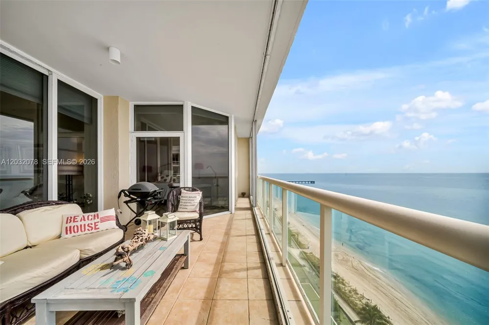 6051 Ocean Dr #1501 Hollywood, FL 33019
