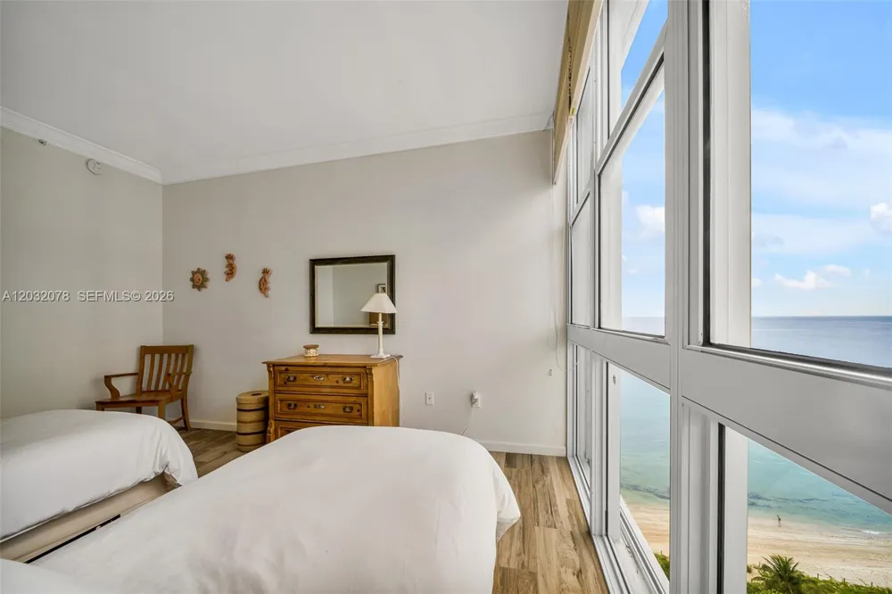 6051 Ocean Dr #1501 Hollywood, FL 33019
