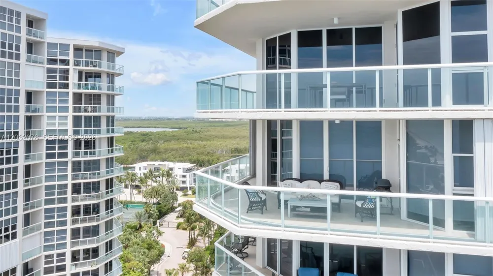 6051 Ocean Dr #1501 Hollywood, FL 33019
