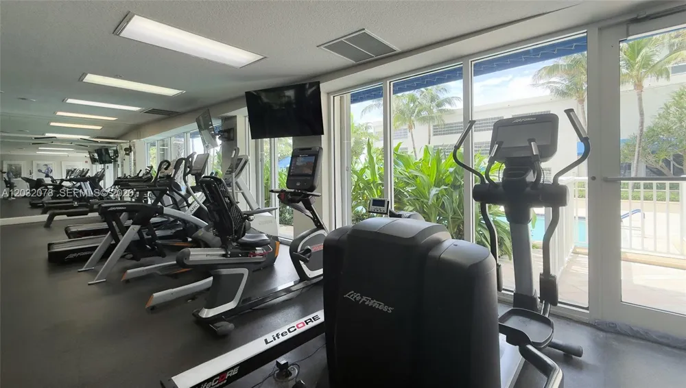 6051 Ocean Dr #1501 Hollywood, FL 33019