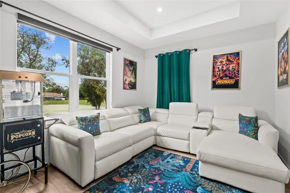 1605 Jessamine Ave Orlando, FL 32806