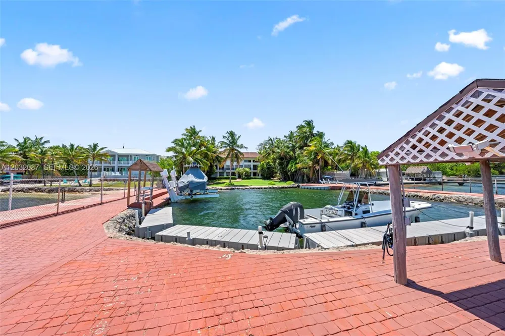 88110 Overseas Hwy Islamorada, FL 33036