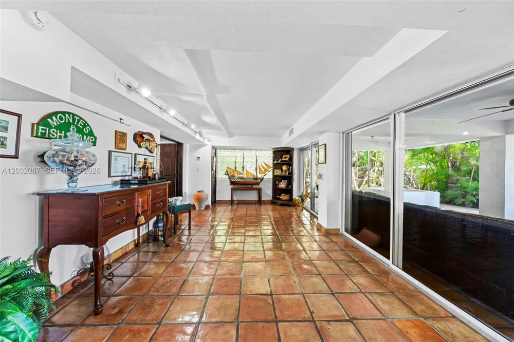 88110 Overseas Hwy Islamorada, FL 33036