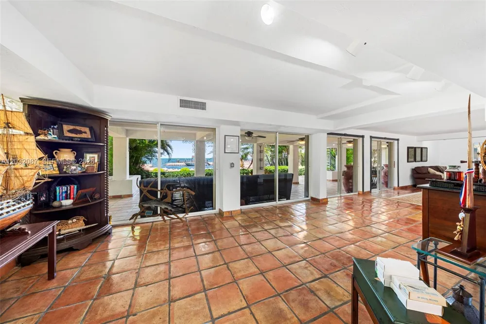 88110 Overseas Hwy Islamorada, FL 33036