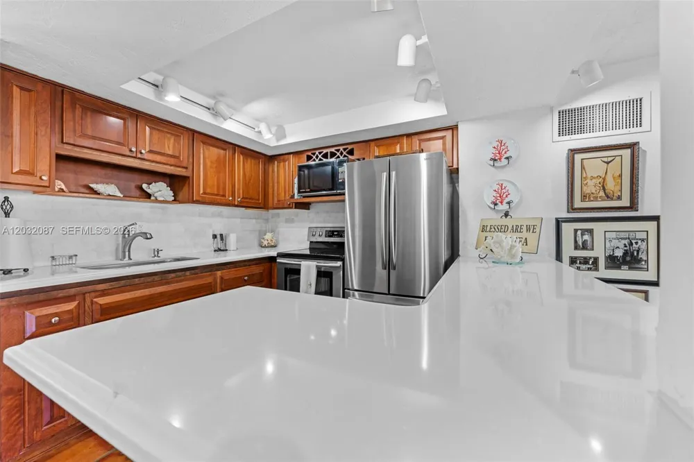 88110 Overseas Hwy Islamorada, FL 33036